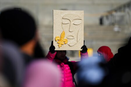 Federal Government and Provinces Spar Over Notwithstanding Clause in Supreme Court