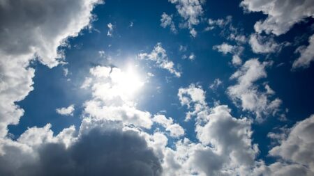 Unusual Warmth and Rain Disrupt Ontario Roads