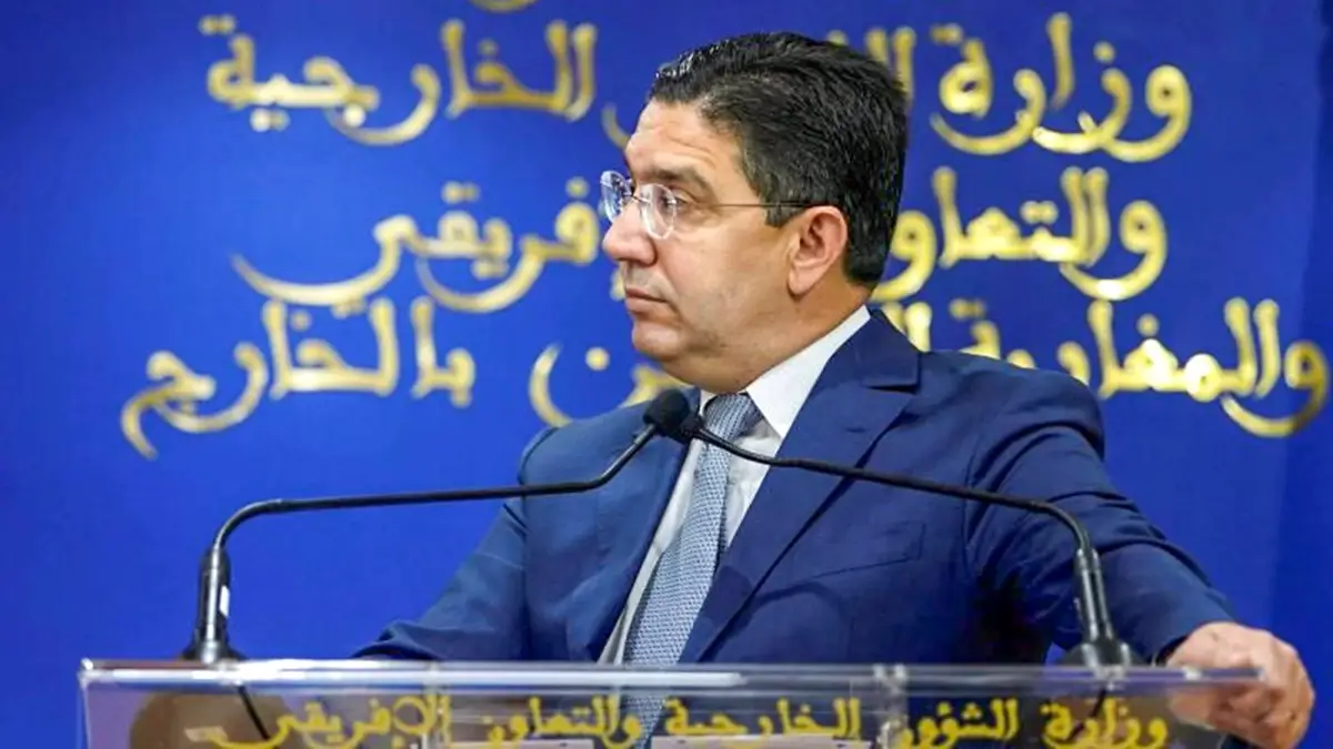< p> El ministro de Asuntos Exteriores de Marruecos, Nasser Bourita, escucha durante una rueda de prensa en el Ministerio de Asuntos Exteriores en Rabat</p>
