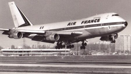 Air France Marks 50 Years of Paris-Toronto Flights with Pastry Pop-Up