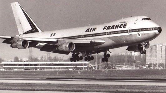 Air France Marks 50 Years of Paris-Toronto Flights with Pastry Pop-Up