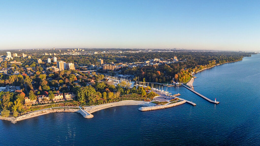 Explore Oakville: A Beautiful Town Between Toronto and Niagara Falls