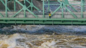 Gatineau warns of possible 2nd flood after heavy rain forecast