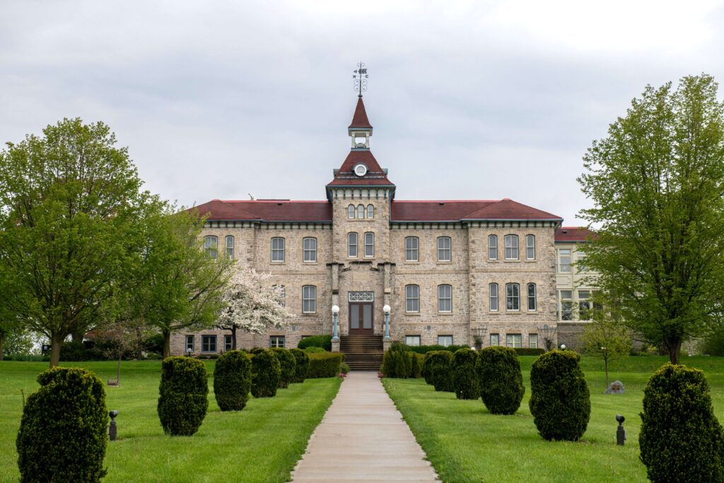 Art Show Highlights Talent from Midwestern Ontario