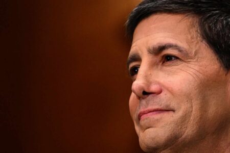 Senate Panel Approves Kevin Warsh for Fed Chair Role