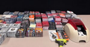 2 Mississauga men charged in widespread gift card scam: Halton Regional Police
