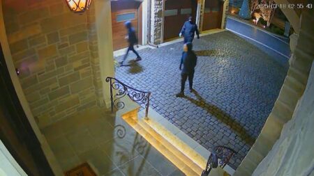 Five Arrested After Richmond Hill Break-In Five Arrested After Richmond Hill Break-In