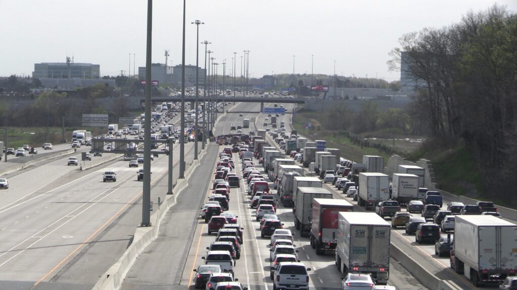Accident Closes Lanes on Highway 401 in Mississauga