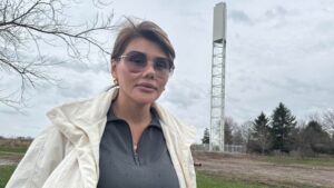 New Cell Tower Shocks Neighbors in North London