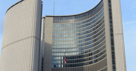 Mayoral Salaries in the Greater Toronto Area