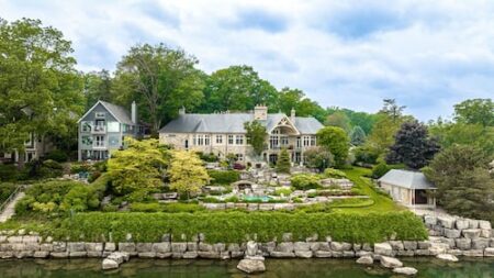 Luxury Mississauga Mansion Features Rooftop Golf Range