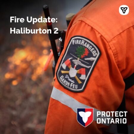Firefighters Tackle Blaze Near Renfrew