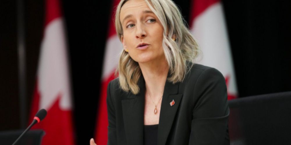 Ontario Patient Cleared of Ebola as Canada Enhances Border Checks Ontario Patient Cleared of Ebola as Canada Enhances Border Checks