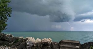 Severe thunderstorm warning issued for Southwestern Ontario