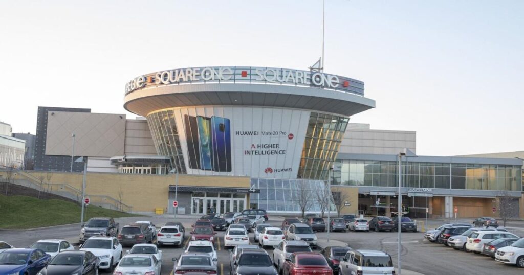 Are Ontario Shopping Centers Open on Canada Day 2026?
