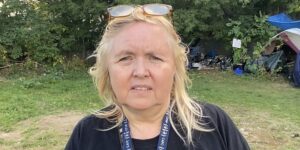 Barrie woman calls for federal apology
