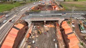Drivers and GO Transit users in Burlington, Oakville area to be detoured for 10 days from Burloak Drive