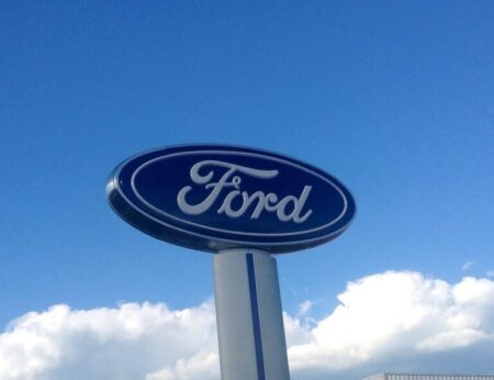 Negotiations Underway to Safeguard Auto Jobs in Canada