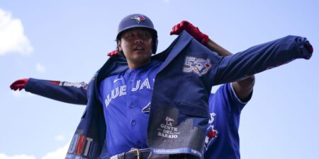 Blue Jays Rally Late to Secure Victory Blue Jays Rally Late to Secure Victory