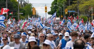 Massive Turnout for Walk With Israel in Toronto