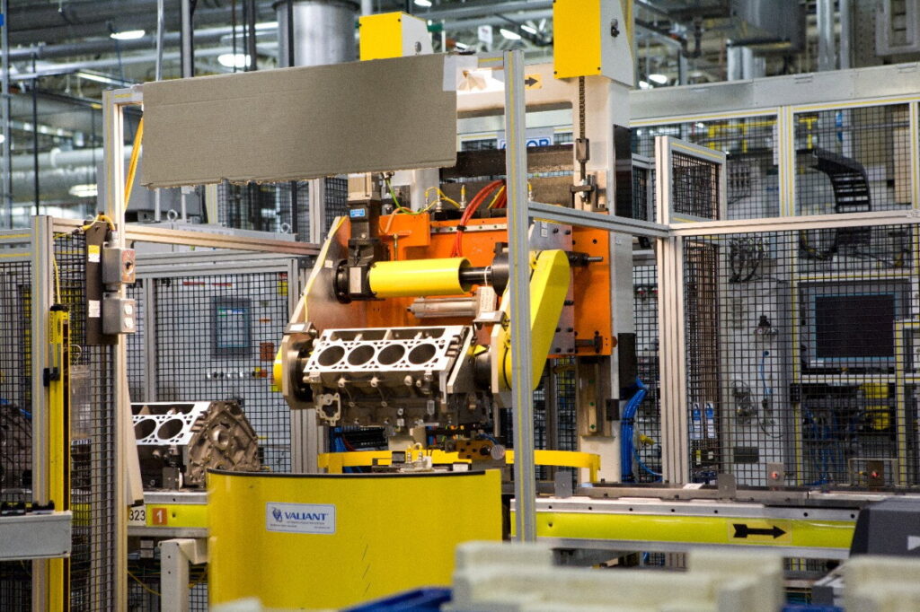 GM Expands Its Next-Gen V8 Production GM Expands Its Next-Gen V8 Production