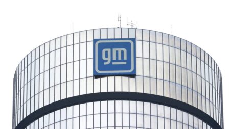 GM Oshawa Workers End Final Shift Amid Layoffs