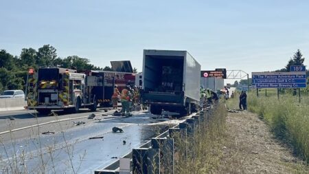 Fatal Truck Crash on Hwy. 401 Claims One Life Fatal Truck Crash on Hwy. 401 Claims One Life