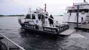 Boat Accident Sends Two to Hospital in Toronto Boat Accident Sends Two to Hospital in Toronto