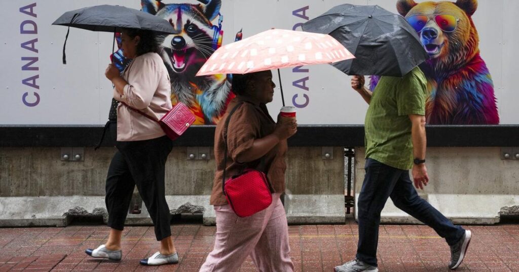 Around 10,000 Federal Workers Seek Early Retirement