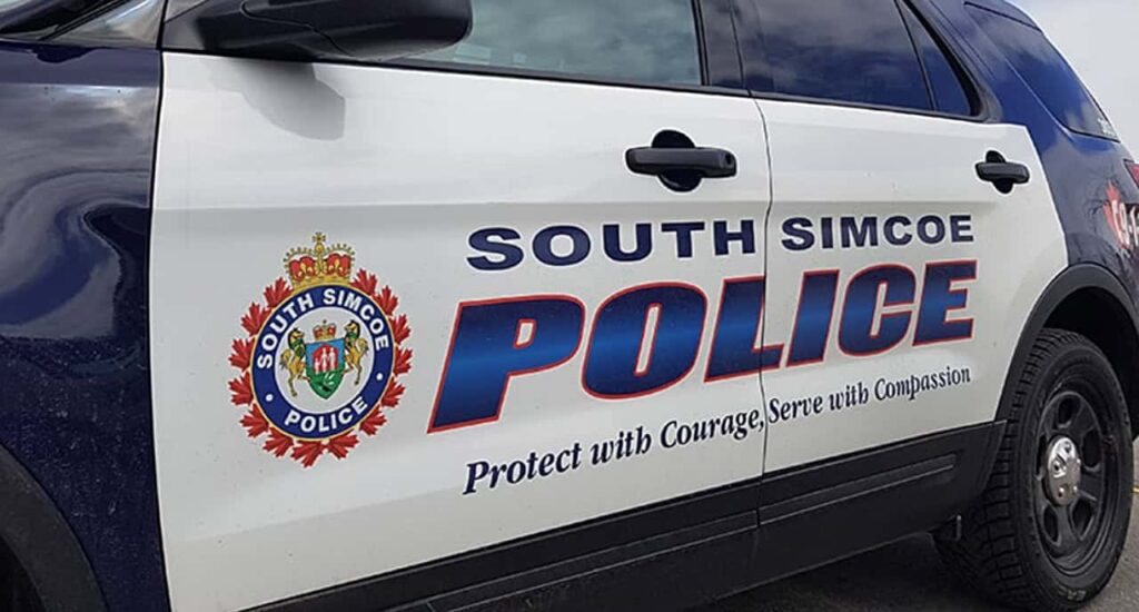 Tragic Incident on Lake Simcoe Claims Life of Paddleboarder Tragic Incident on Lake Simcoe Claims Life of Paddleboarder