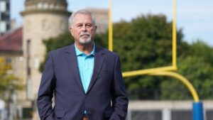 Neil Lumsden Announces Retirement from Politics