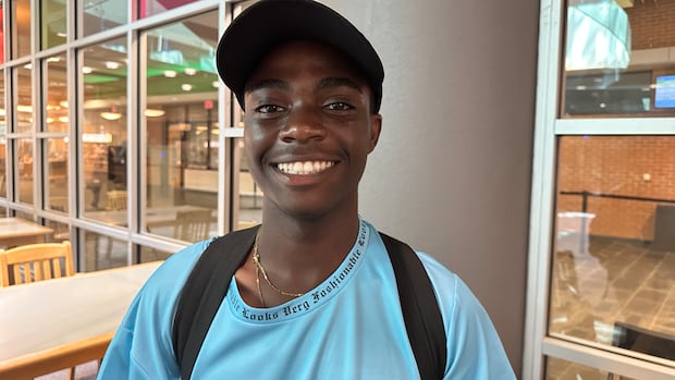 Struggling to Find Work: London Youth Keep Trying Struggling to Find Work: London Youth Keep Trying