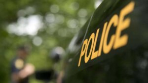 Mississauga driver faces child abandonment charges after traffic stop on Ontario highway