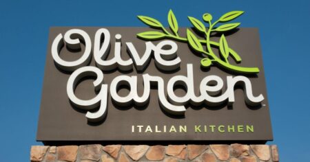 Olive Garden Opens New Location at Vaughan Mills