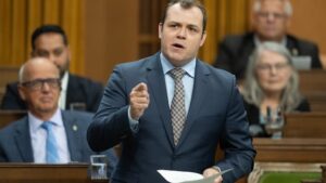 Alberta MP to Lead Conservative Campaign on Referendum Alberta MP to Lead Conservative Campaign on Referendum