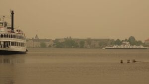 Smoky air leads to health warnings, particularly in Kingston-Belleville Smoky air leads to health warnings, particularly in Kingston-Belleville