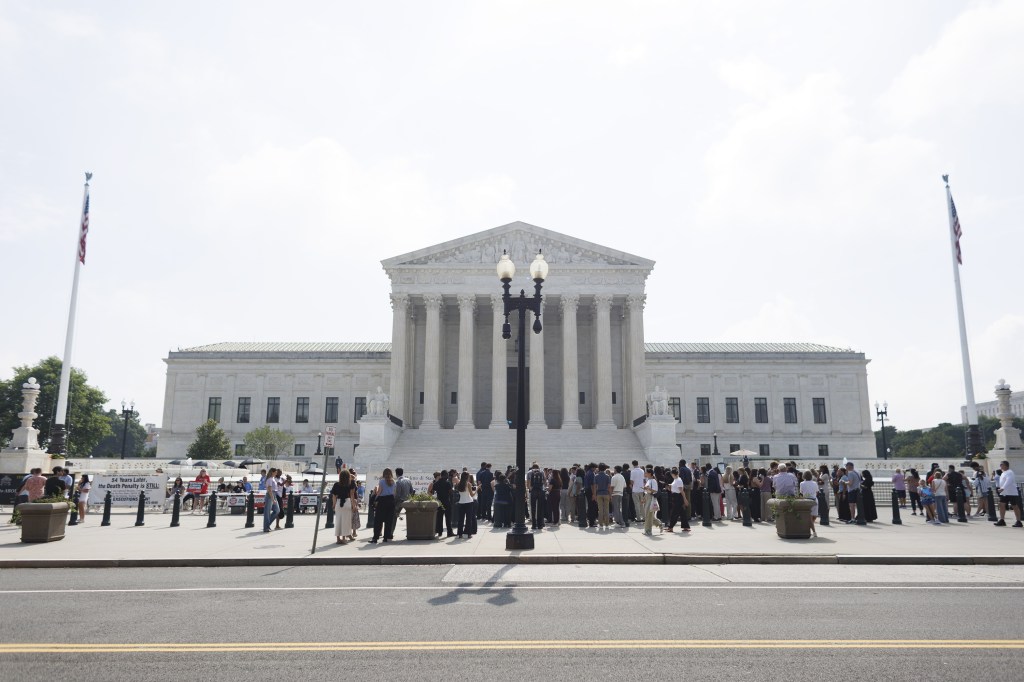 Supreme Court Expands Wealthy Donors’ Influence in Politics Supreme Court Expands Wealthy Donors’ Influence in Politics
