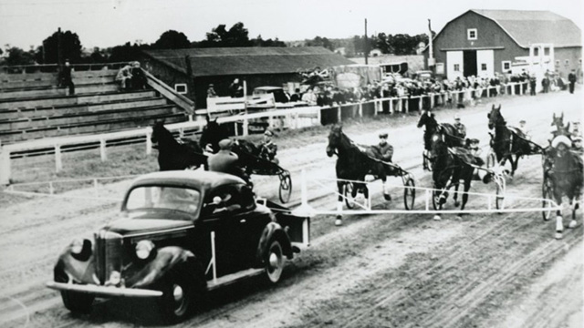 Racing at Tillsonburg