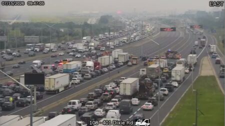 2 people from Cambridge killed in serious Hwy. 401 crash