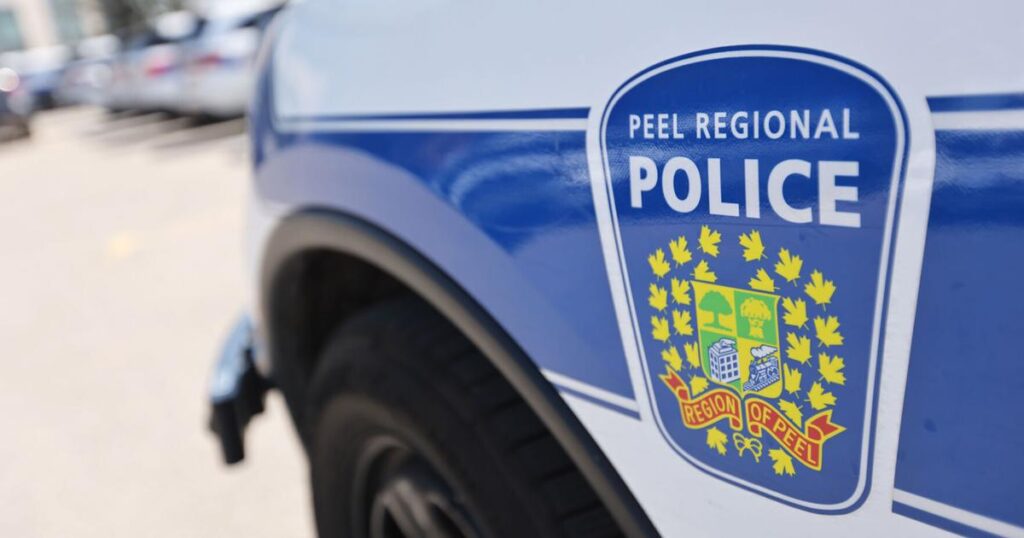 Nine Rescued from Capsized Boat in Mississauga