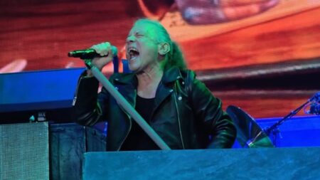 BRUCE DICKINSON: IRON MAIDEN ‘Crossed The Lake Of Ontario’ To Get To Toronto Concert BRUCE DICKINSON: IRON MAIDEN ‘Crossed The Lake Of Ontario’ To Get To Toronto Concert