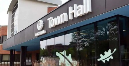 Oakville’s Election Features Competitive Mayoral Contest