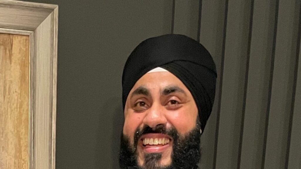 Police Seek Leads in Oakville Murder Case