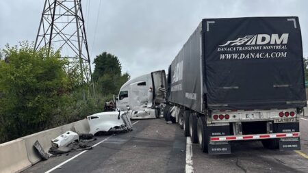 Diesel Spill Closes Highway 6 in Flamborough Diesel Spill Closes Highway 6 in Flamborough
