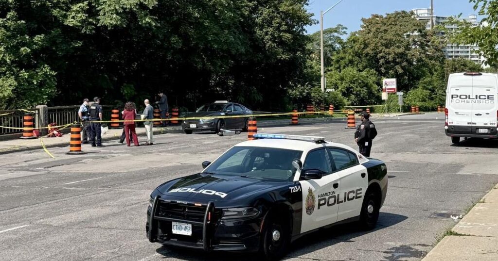 21-Year-Old Stabbed to Death After Fight on Main West 21-Year-Old Stabbed to Death After Fight on Main West