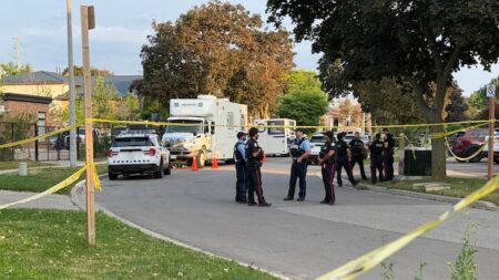 Man Dies After Police Chase and Shooting in Mississauga Man Dies After Police Chase and Shooting in Mississauga