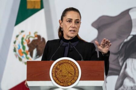 Sheinbaum Criticizes U.S. Involvement in Mexico’s Politics Sheinbaum Criticizes U.S. Involvement in Mexico’s Politics