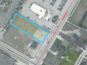 Town Council debates site plan for mixed use Port Elgin development Town Council debates site plan for mixed use Port Elgin development