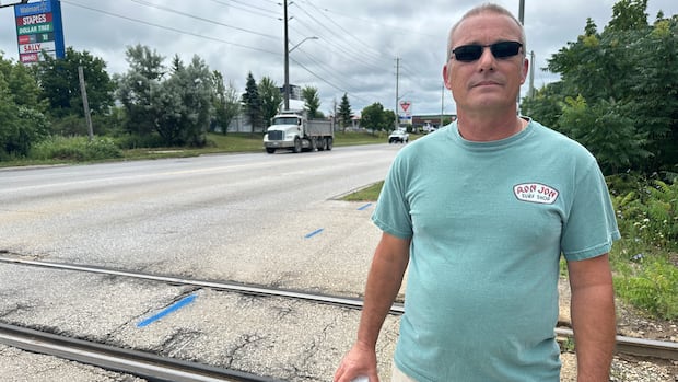 Problems Persist at St. Thomas Train Crossing Problems Persist at St. Thomas Train Crossing