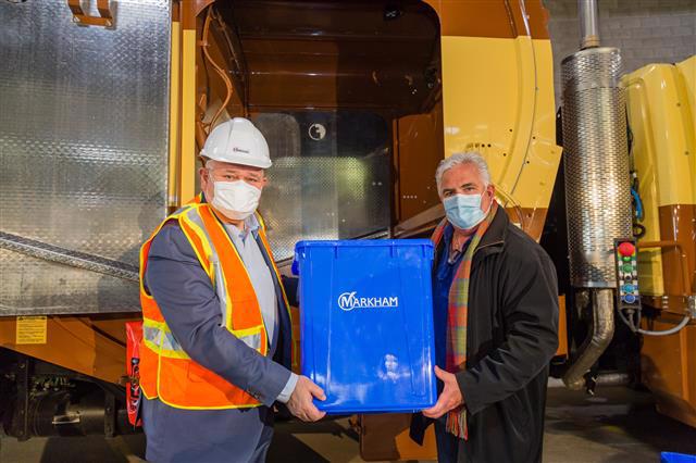 Markham Mayor Frank Scarpitti and Miller Waste Systems Owner & CEO, Blair Mc Arthur announce new eight-year waste management contract.